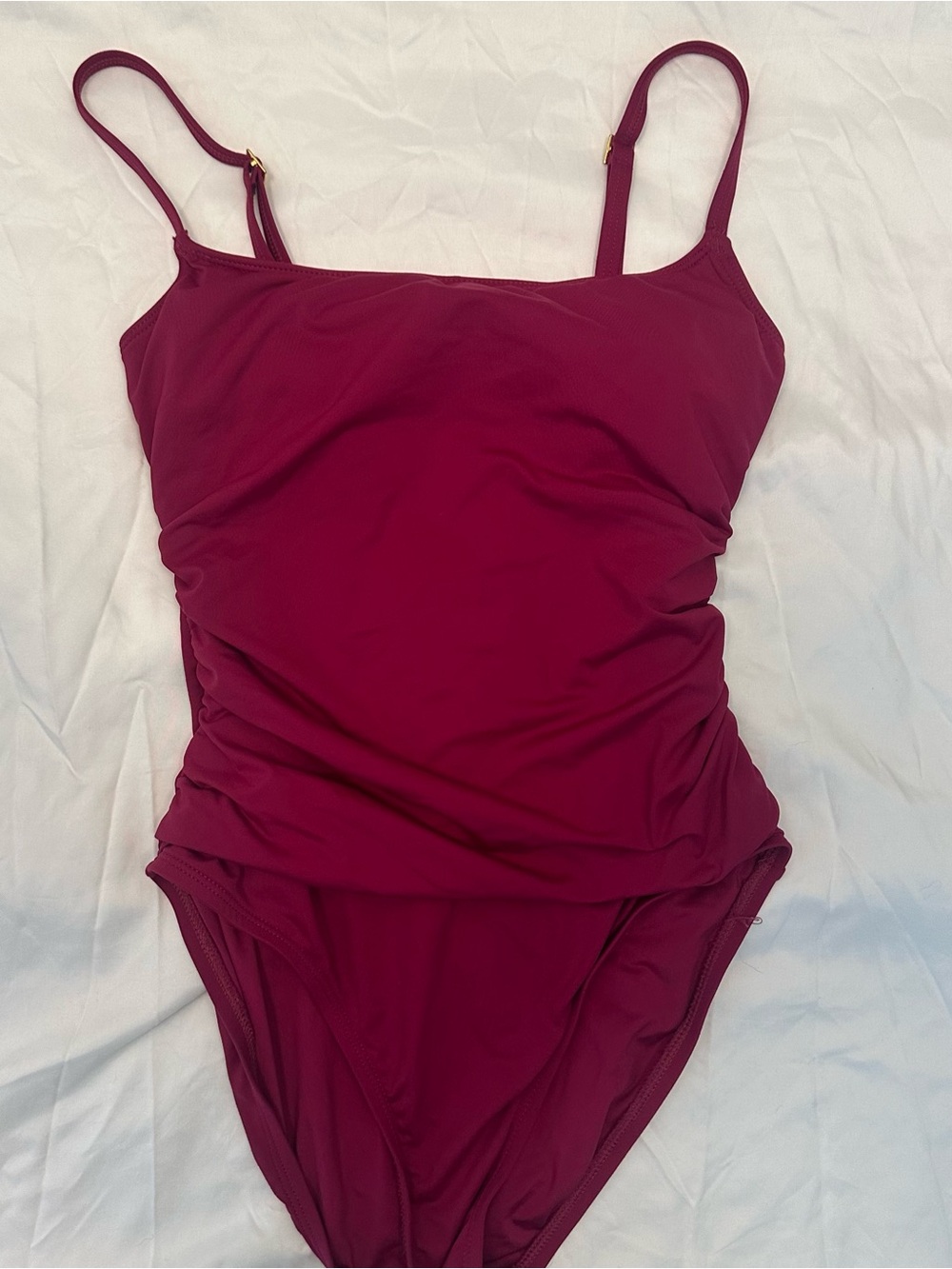 La Blanca One-Piece Swimsuit in Burgundy S